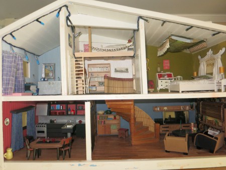 Micki - i original utan el, därav ljusslinga...